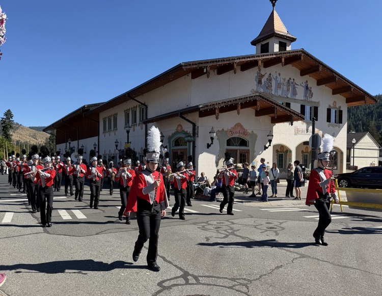 Autumn Leaf Marching Band