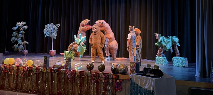 freshman skit 