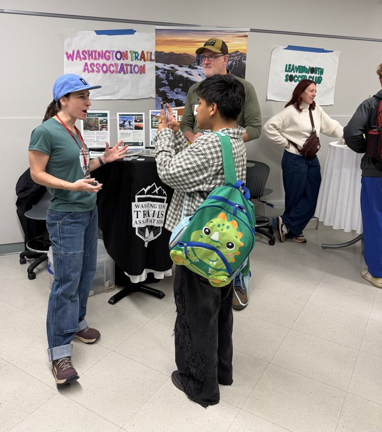 community service fair 1