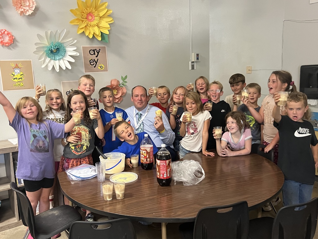 2nd grade and Superintendent Patterson enjoying rootbeer floats.