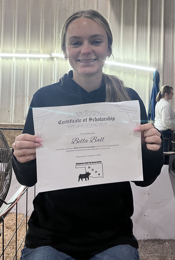 Bella with certificate 