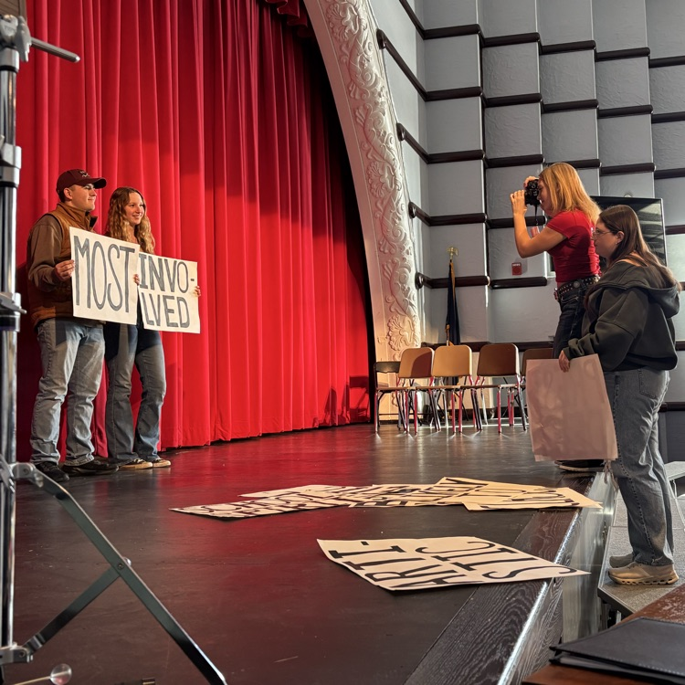 Xabrina Szeblewski taking photos!