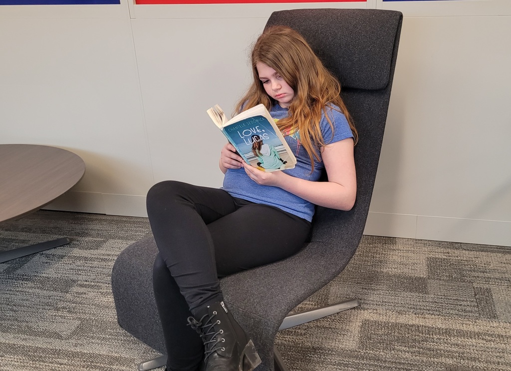 AASL’s School Library Month-kids reading