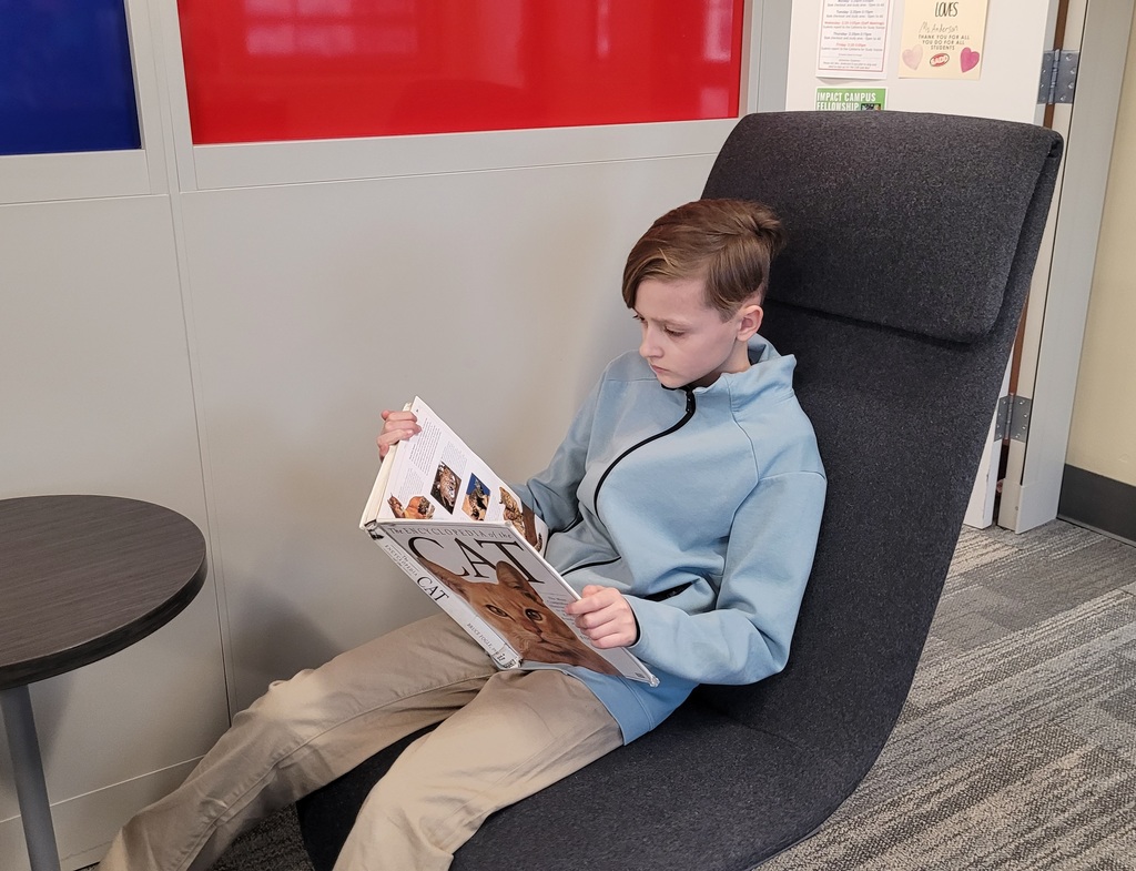 AASL’s School Library Month-kids reading