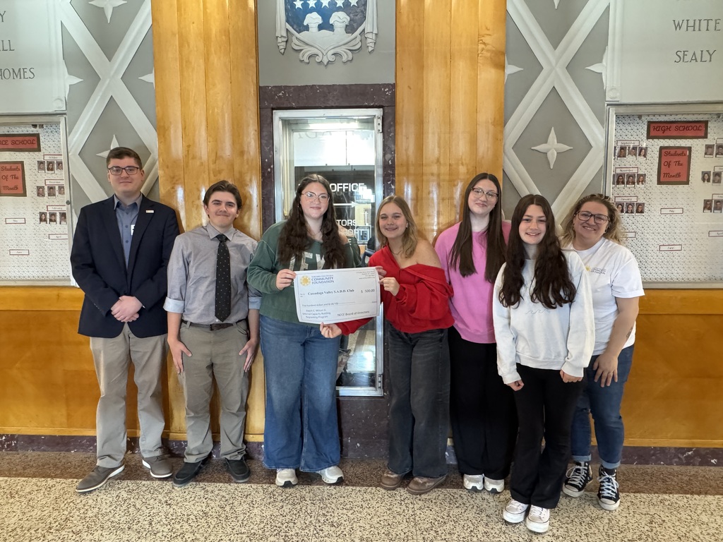 Left to right: Nathaniel Clark (NCCF), SADD Treasurer Austin Gloss, Alexa Jaquith, Xabrina Szablewski, Isabella Jaquith, Lillee Meacham, Jeannie Gallaway (NCCF)