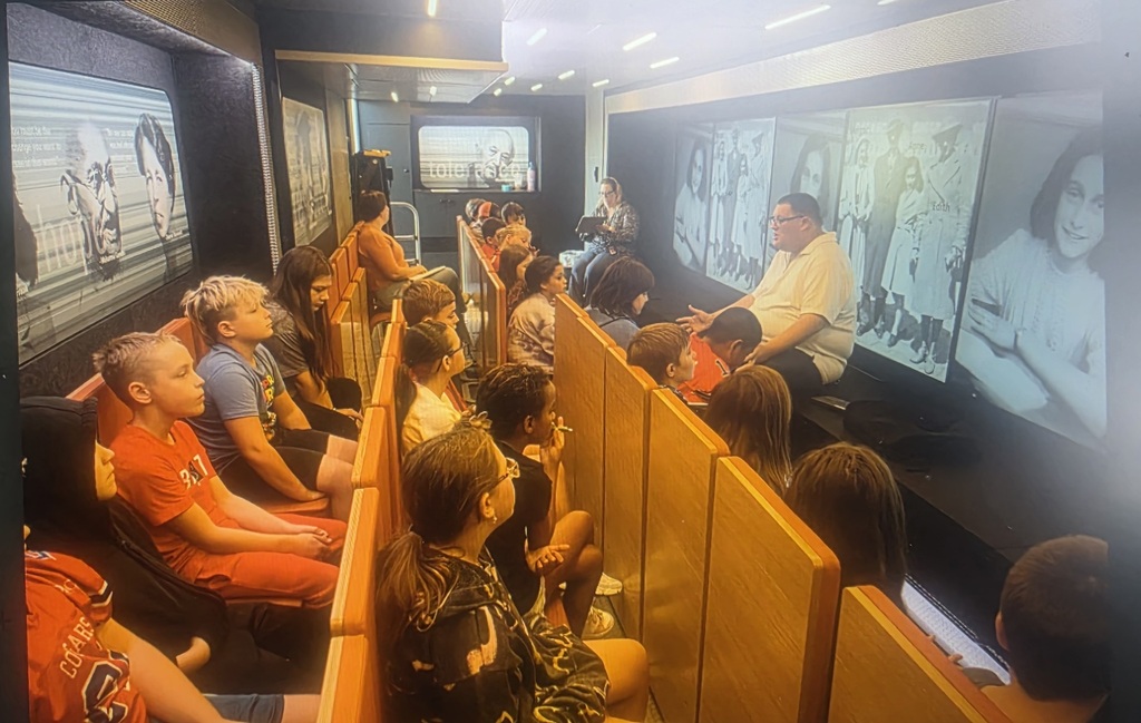 Mobile Museum of Tolerance