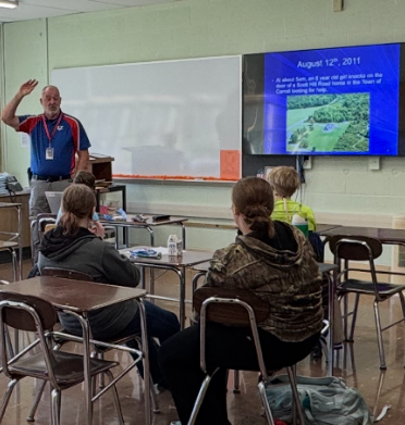 Officer Kent in HS STEM/Science Club