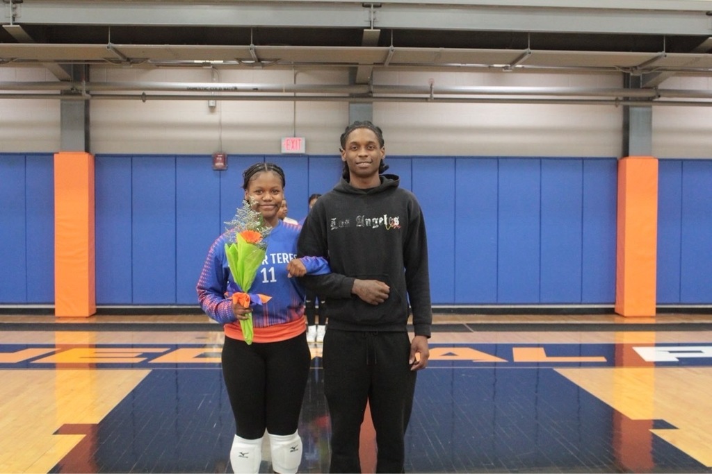 Volleyball Eighth Grade Night (6)