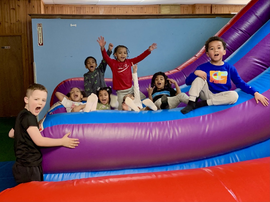 Kindergarten Jumpin' Jungle (9)