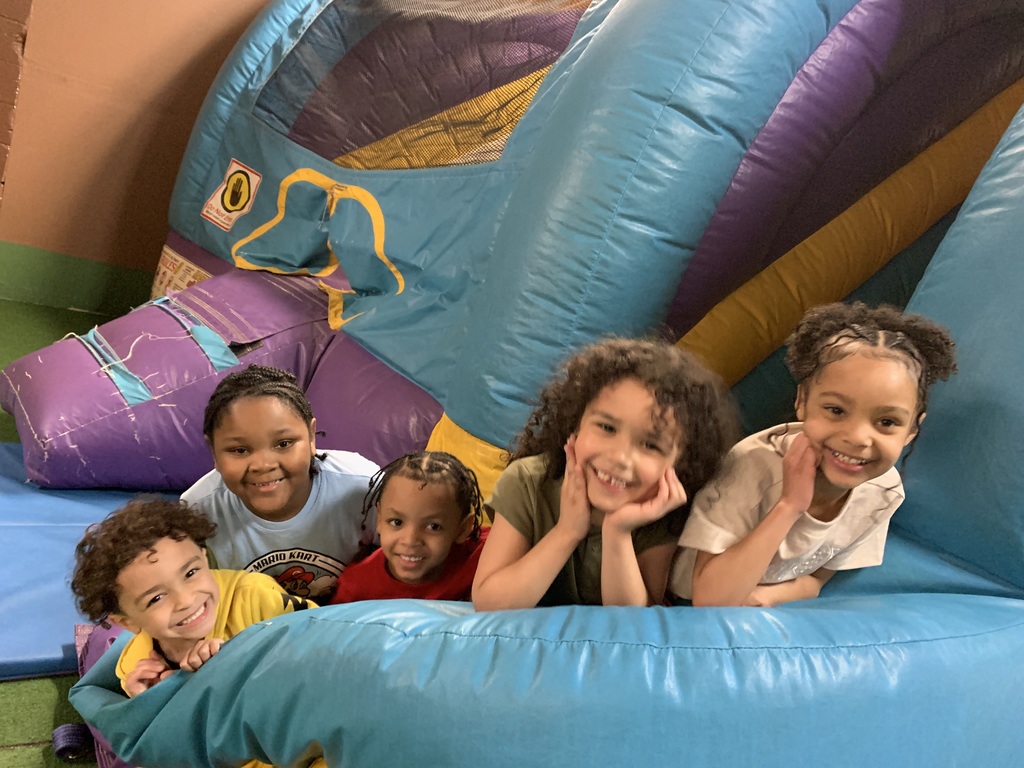 Kindergarten Jumpin' Jungle (8)