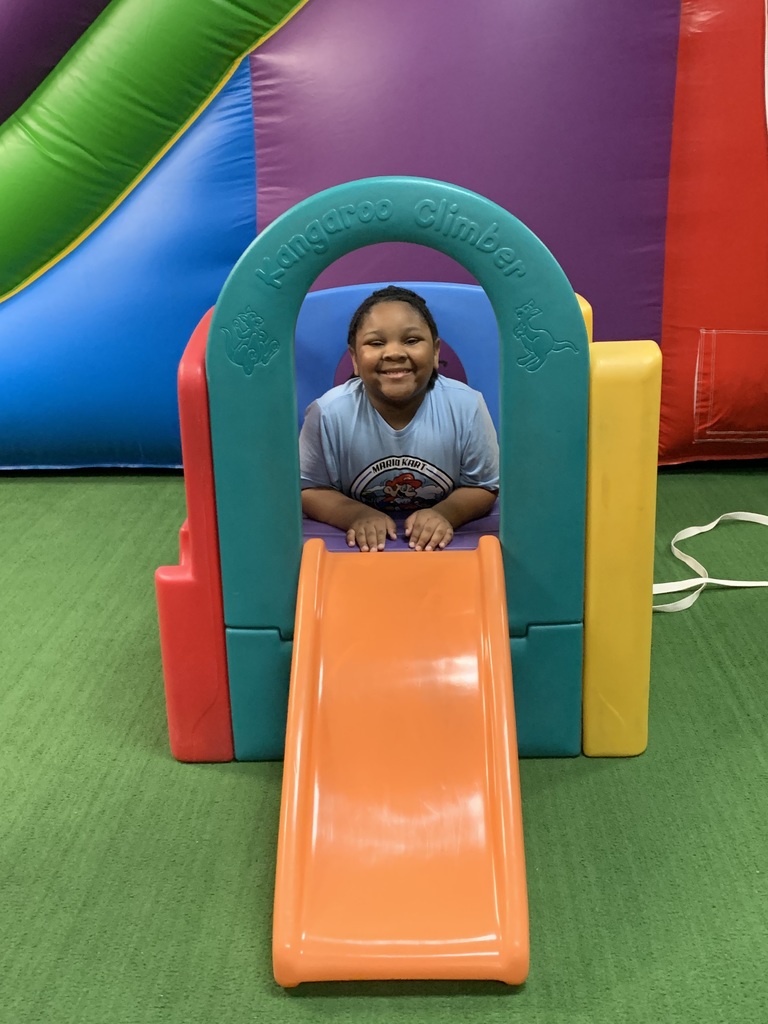 Kindergarten Jumpin' Jungle (10)