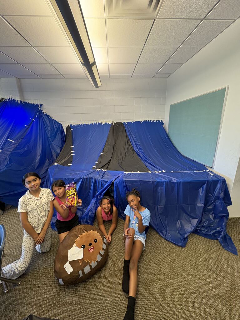 fort day