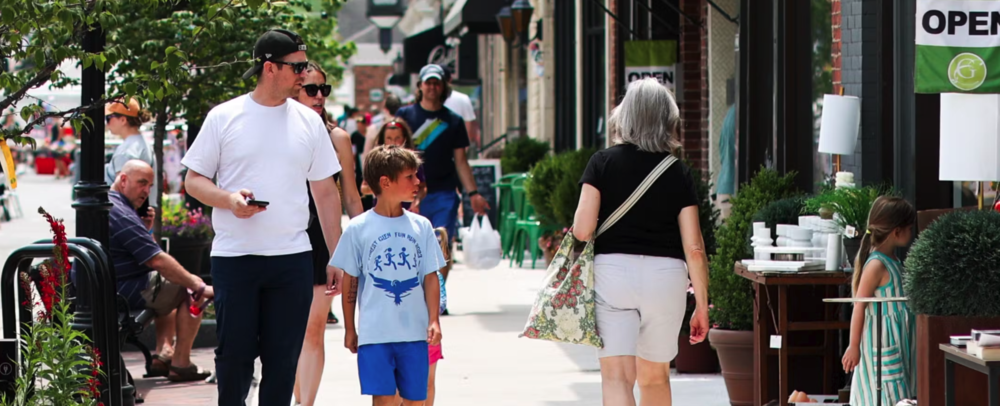 Glen Ellyn pedestrians