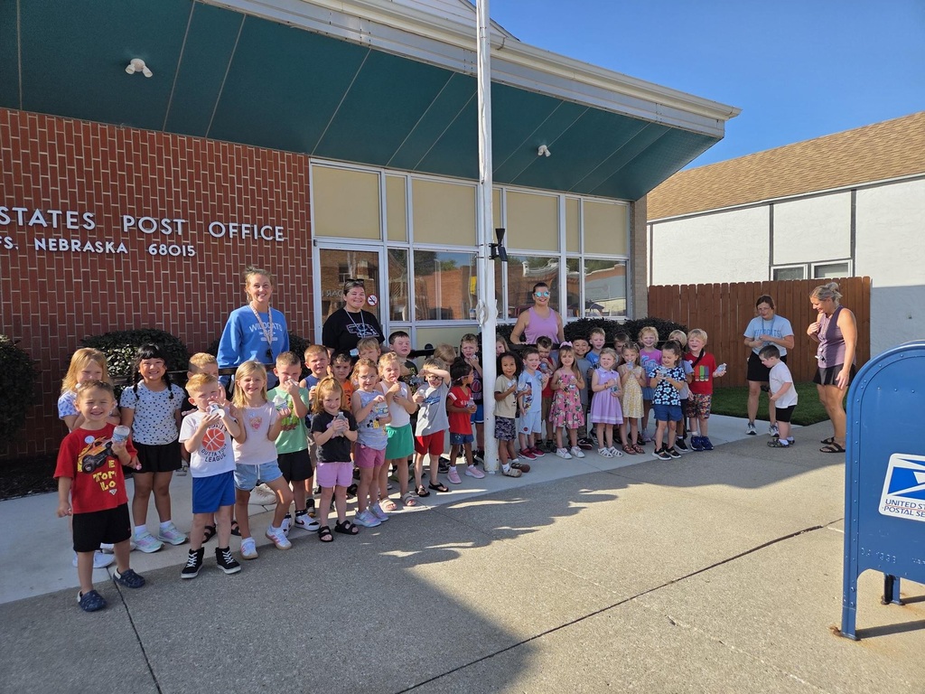 Preschool students at Cedar Bluffs Post Office
