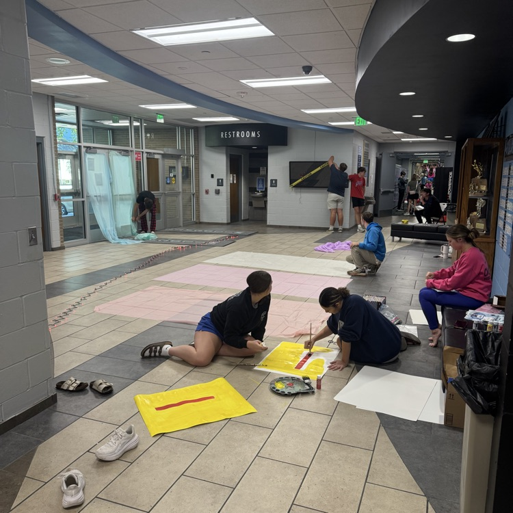 hallway decorating