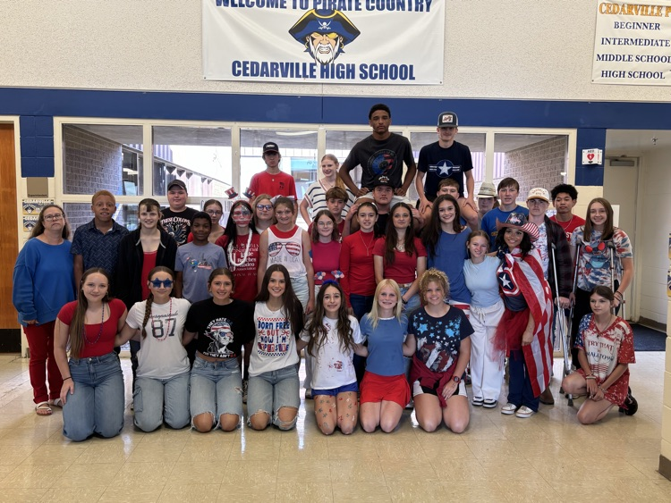 🎉🇺🇸 It’s Party in the USA Day for Homecoming Week! 🇺🇸🎉