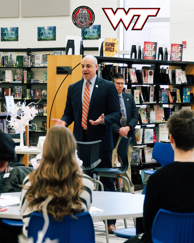 Attorney General Dave Sunday talking at WTHS with Bucks County students for the teenTalk Series