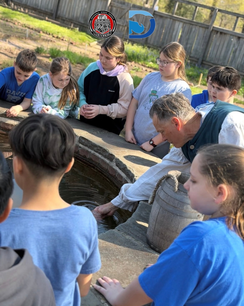 Fourth graders from Davis Elementary had an amazing time at Pennsbury Manor!