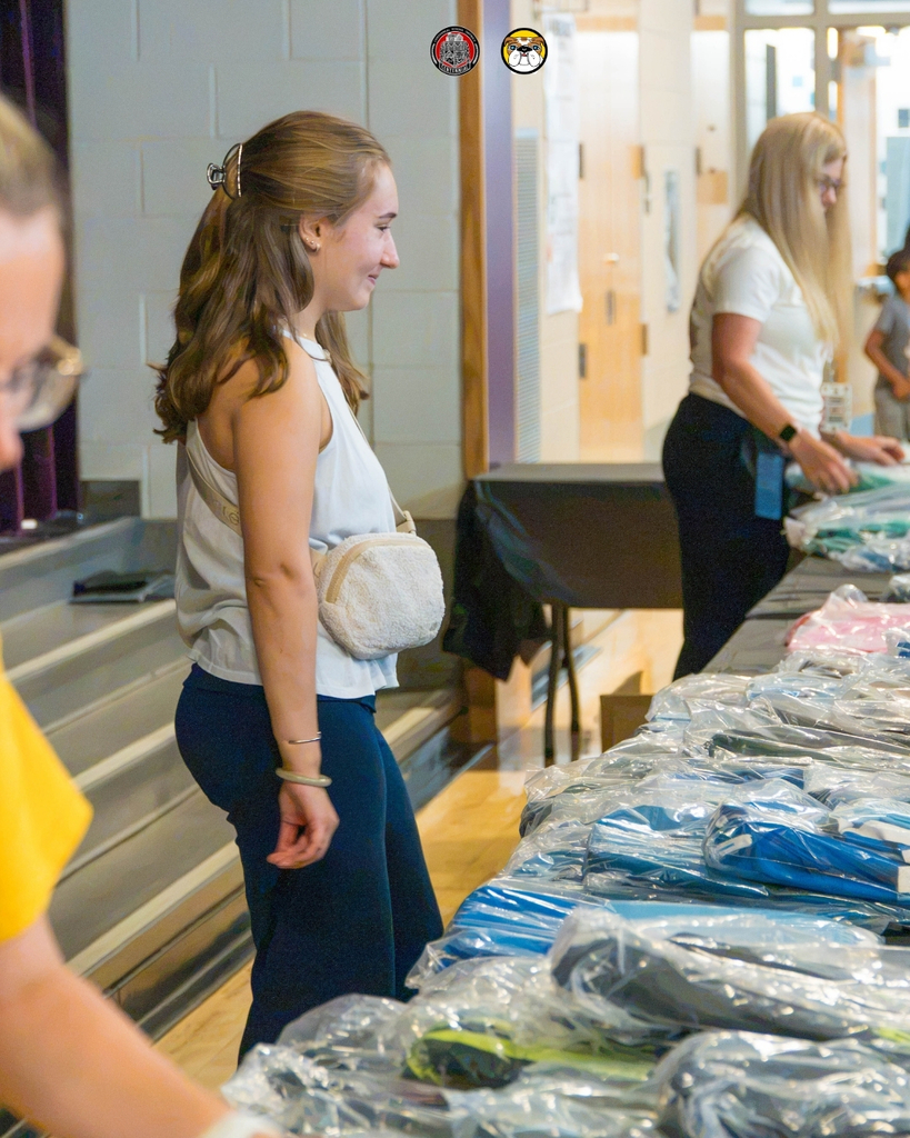 Community Spirit on Display: McDonald Elementary Hosts Successful Bulldog Bash