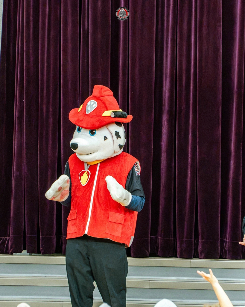 Southampton Fire Department Visits Davis Elementary for Fire Safety Week