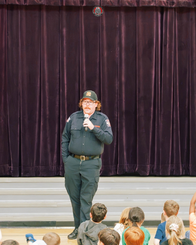 Southampton Fire Department Visits Davis Elementary for Fire Safety Week