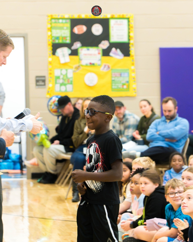 Celebrating Our Top Dogs and Kindness Award Winners!