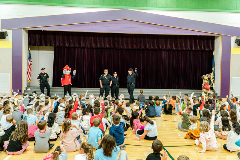 Southampton Fire Department Visits Davis Elementary for Fire Safety Week