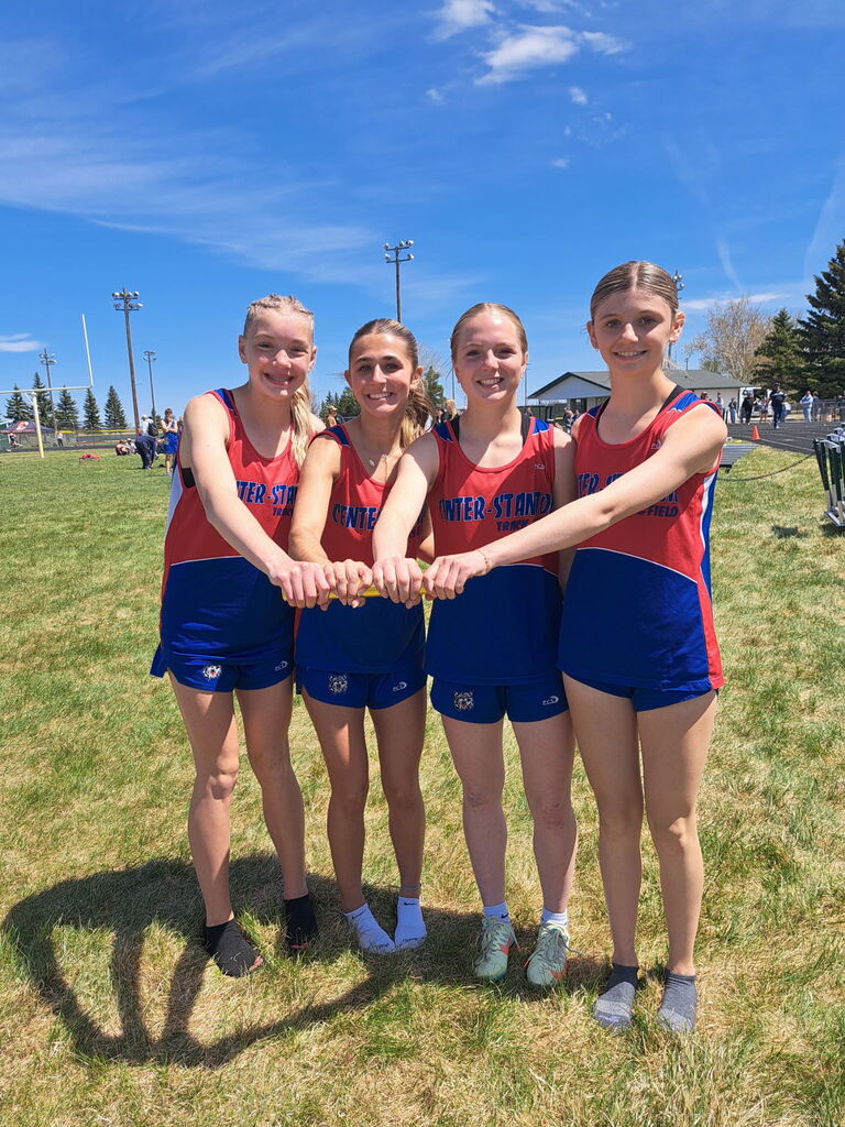 girls relay team