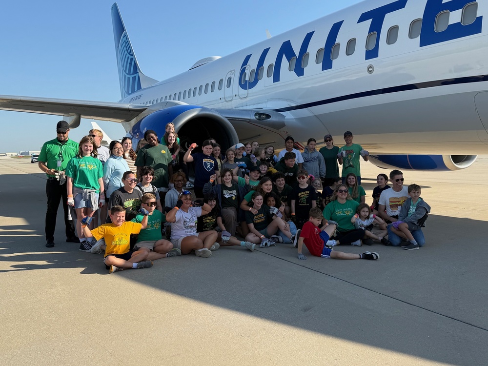 LV choir under plane wing
