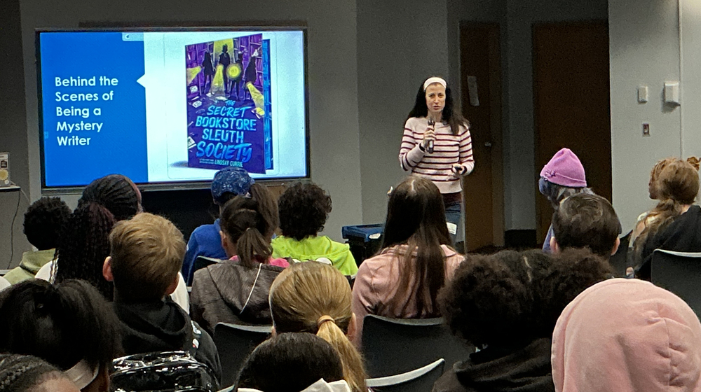 Author Lindsay Currie visits Center Middle School.