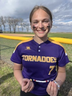 chloeedbergsoftballMVP