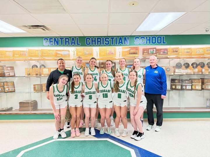 HS Girls Basketball Team