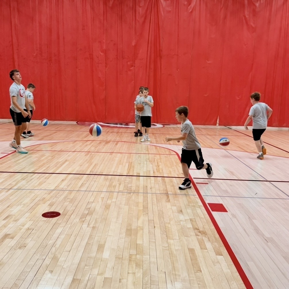 Youth boys basketball camp