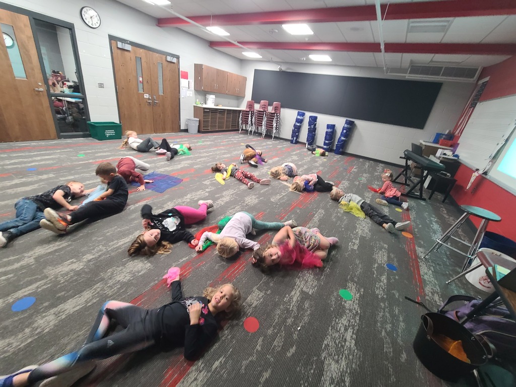 Kindergarteners "fallen" like leaves