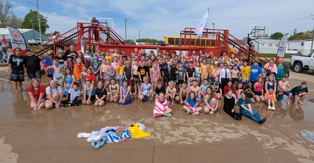 Cool School Polar Plunge participants