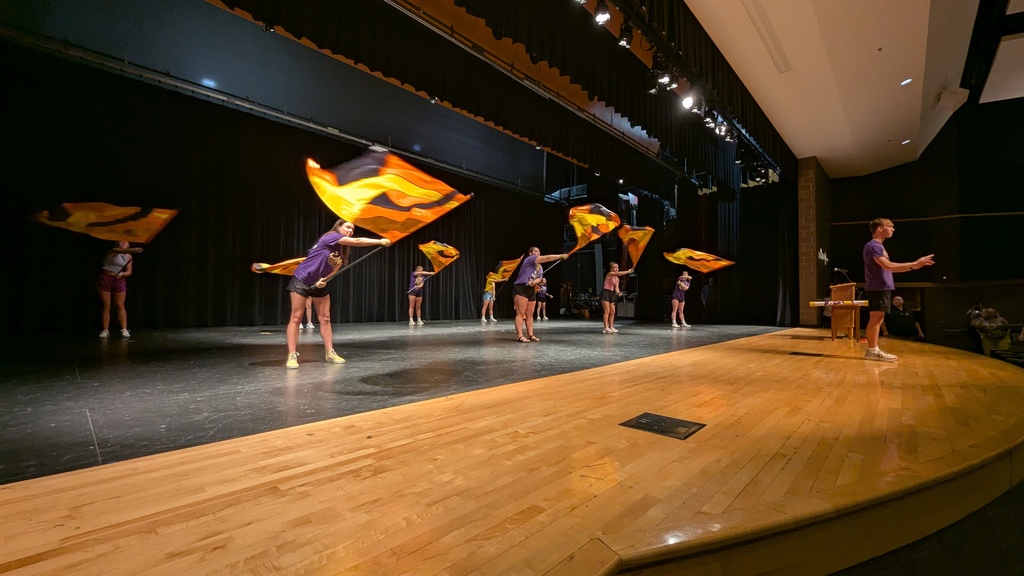 Flag Corp performs to Hot! Hot! Hot!