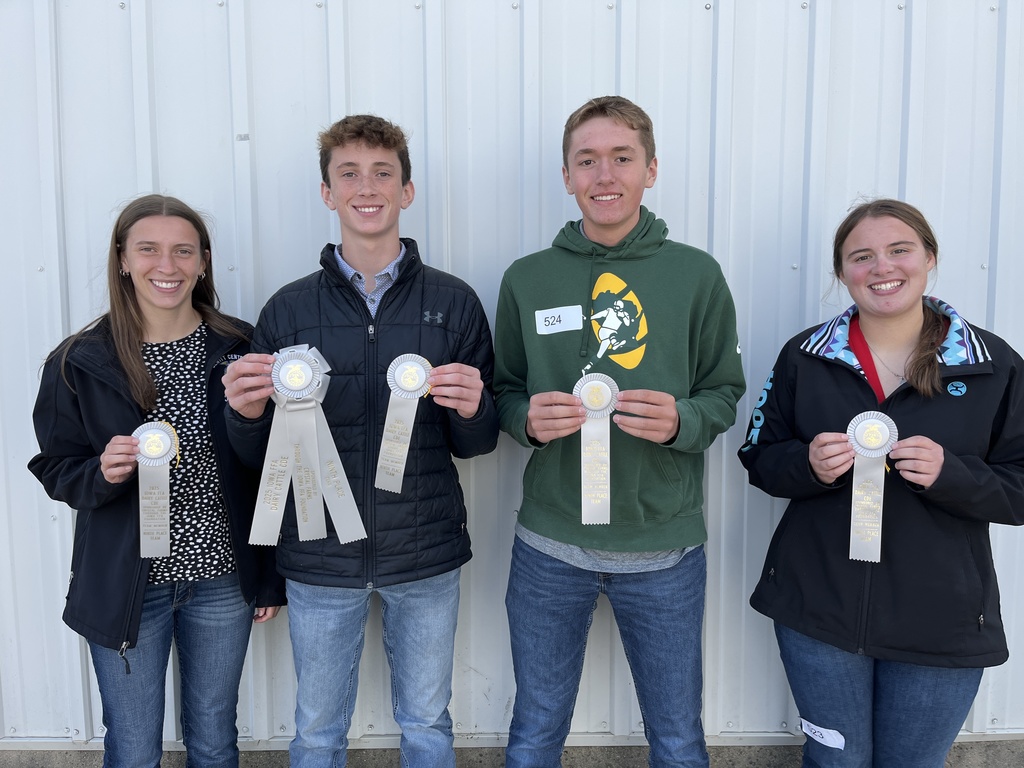 Kalli Barber, Cooper Barber, Ethan Hoeft, and Kamryn Keester