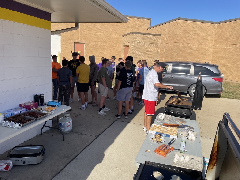 Saber football team breakfast