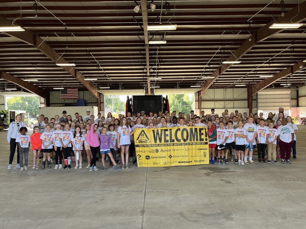 4th graders learning at Farm Safety Day