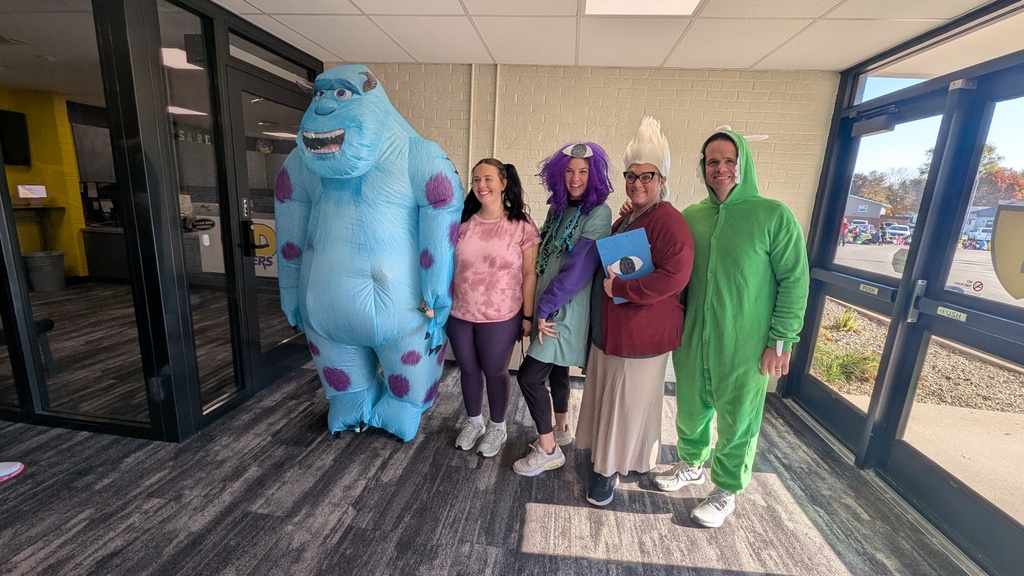 Ekstrand Elementary Halloween Parade