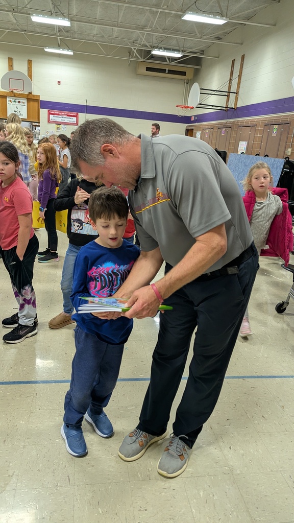 Student talking to Coach Sloth