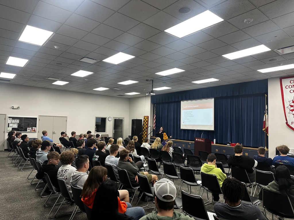 Students learning about career academies at Clinton Academy Preview Day