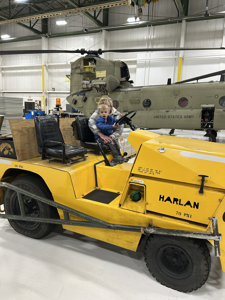 Preschoolers learning about Chinooks at Mt. Joy Aviation Hangar