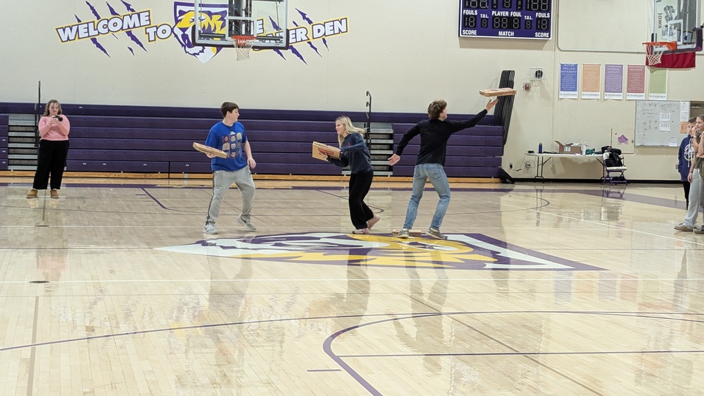 Students competing in the Pizza Box Challenge