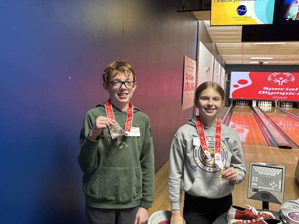 Kayleb Goldensoph and Addison Paasch