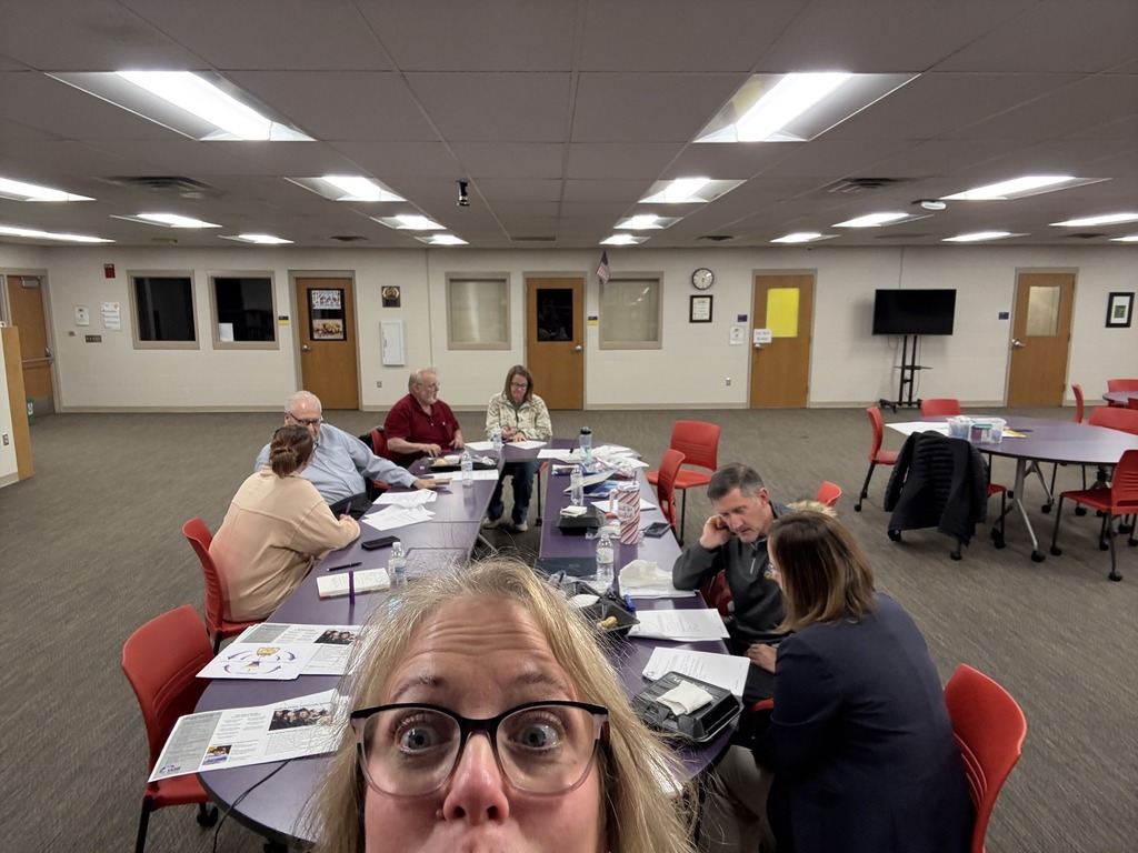 IASB Associate Executive Director for Board Leadership & Legal Services Tammi Drawbaugh and the Central DeWitt School Board