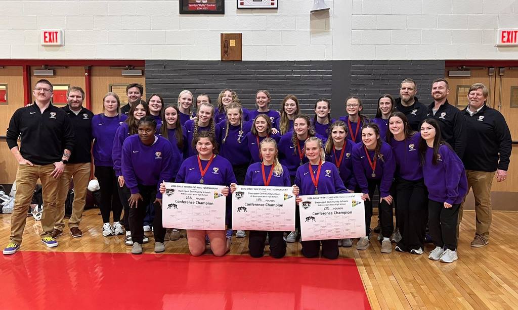 Saber Girls Wrestling team and coaches