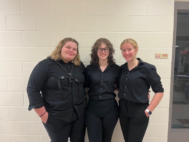 Onyx Kildow, Gracie Garrow, & Anna Prosise