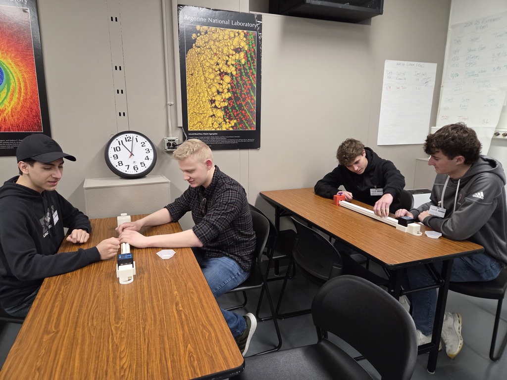 Senior Calculus, Chemistry, and Physics students visited Argonne National Laboratory