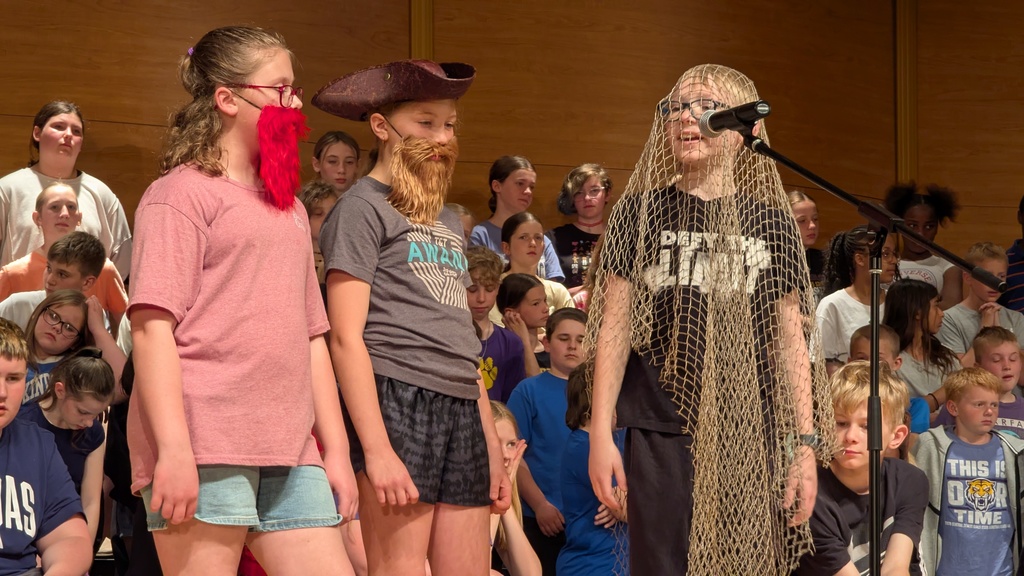 CDIS 4th and 5th graders performing "Pirates"